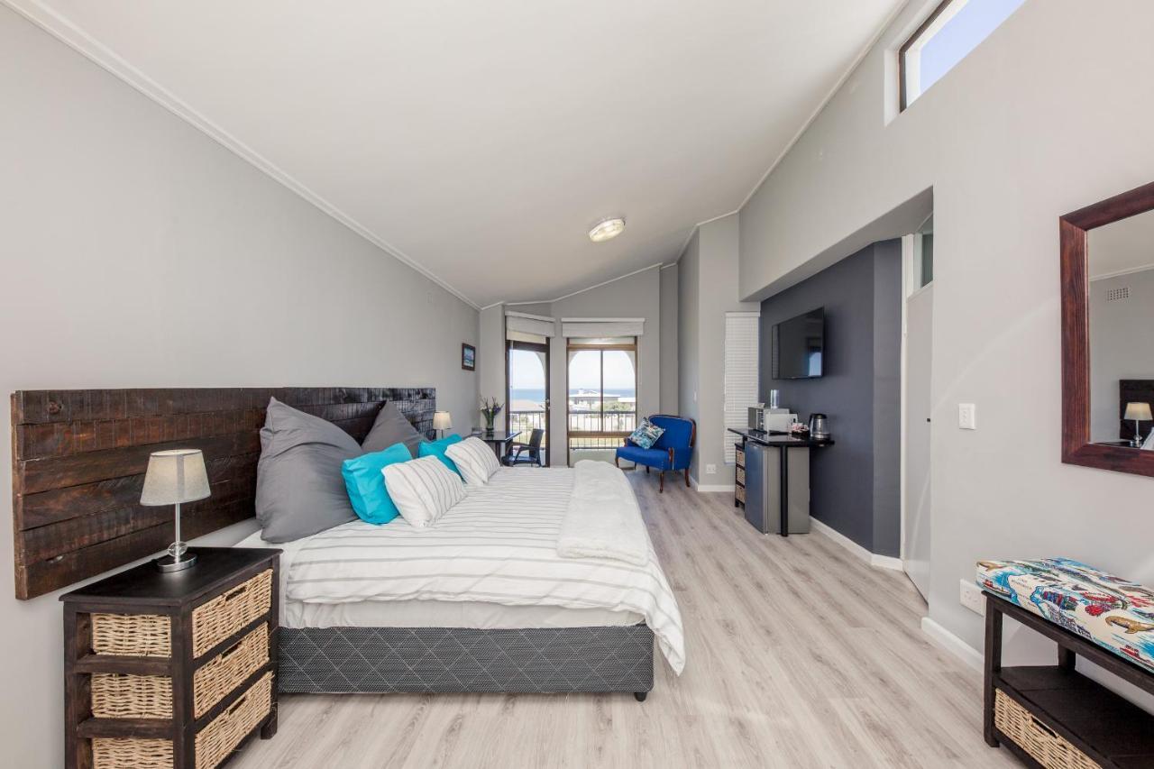 Big Blue Accommodation Bloubergstrand Exterior foto
