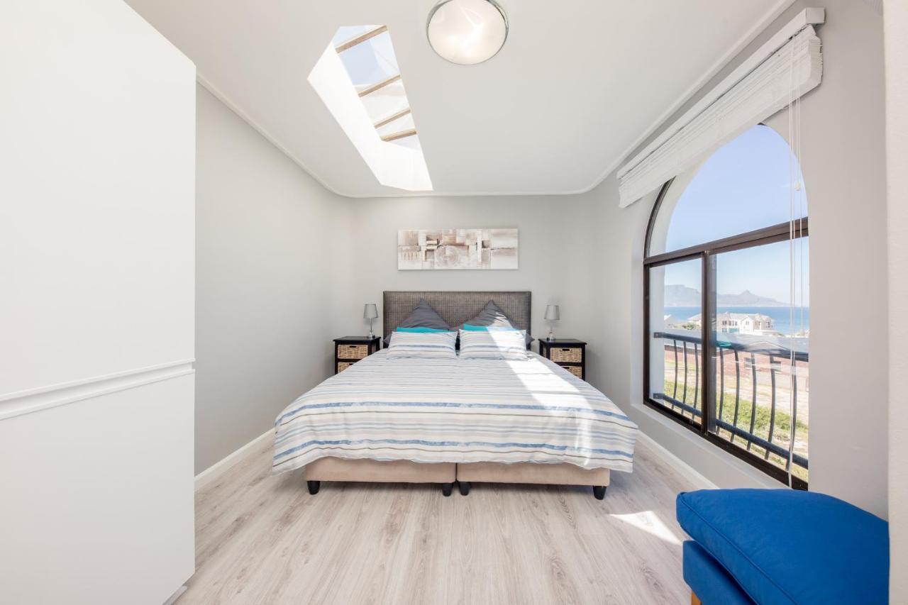 Big Blue Accommodation Bloubergstrand Exterior foto
