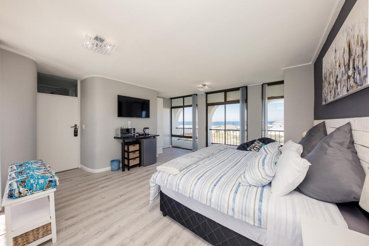 Big Blue Accommodation Bloubergstrand Exterior foto