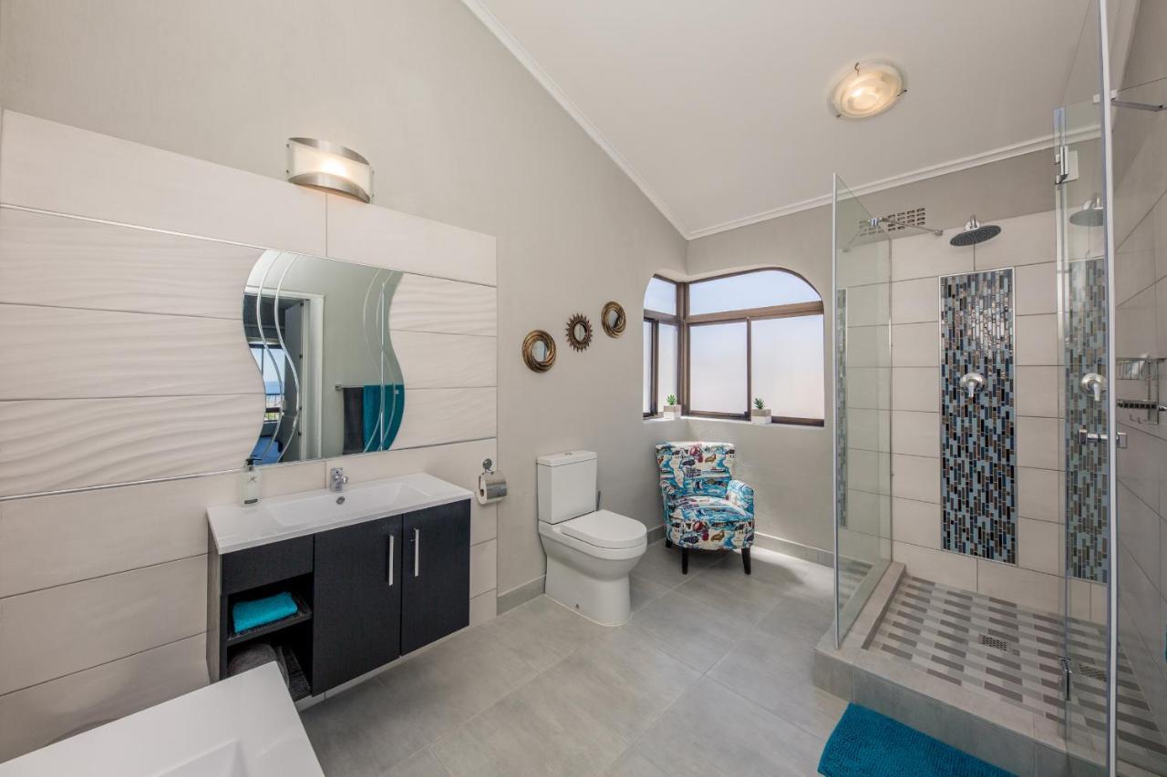 Big Blue Accommodation Bloubergstrand Exterior foto